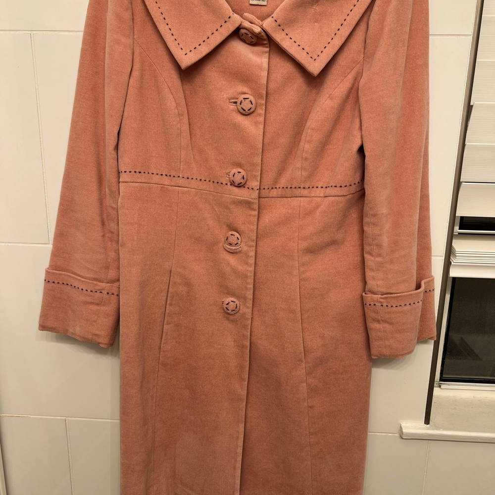 Anthropology pink velvet vintage coat, size 2, color pink